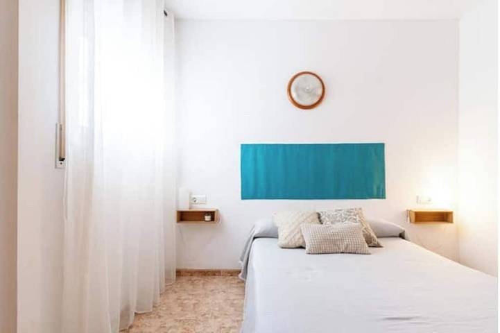 Apartamento entero, Appartement \"cala Xelia\" + Toit-terrasse in La Ametlla de Mar, Costa Dorada