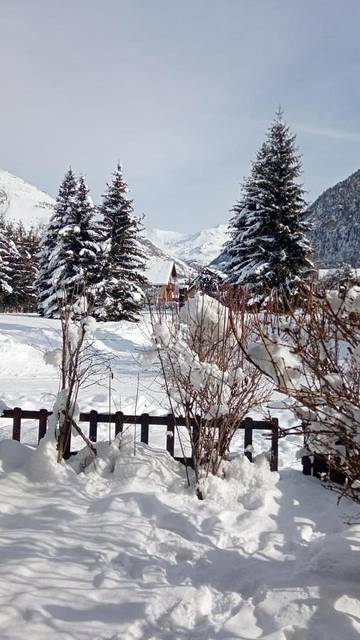 Location de vacances pour 6 personnes, avec jardin et vue, animaux acceptés à Ancelle