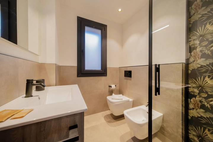 Ganze Wohnung,  Apartmentsgarda - Residenza Garda Deluxe - B1 in Garda, Gardasee-Berge