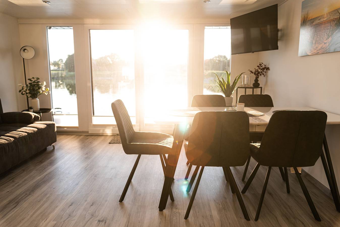 Ganze Ferienwohnung, Hausboot Wangermeer Nordsonne 10 in Wangermeer, Wangerland