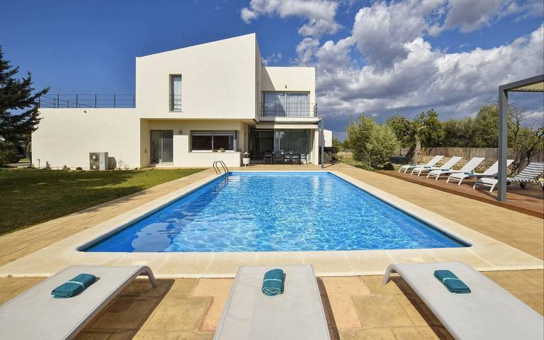 Holiday home for 10 people, with garden - 1