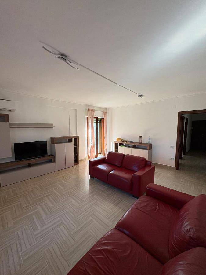 Appartamento per 4 persone, con Balcone e Giardino a Sessa Aurunca