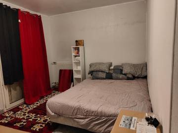 Chambre d’hôte pour 2 personnes, avec balcon à Le Blanc-Mesnil