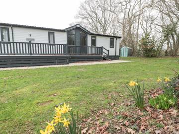 Chalet for 4 People in Cranborne Chase, South West England, Photo 1