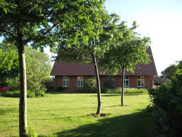 Ferienwohnung für 4 Personen, mit Garten und Terrasse, mit Haustier in Rankwitz