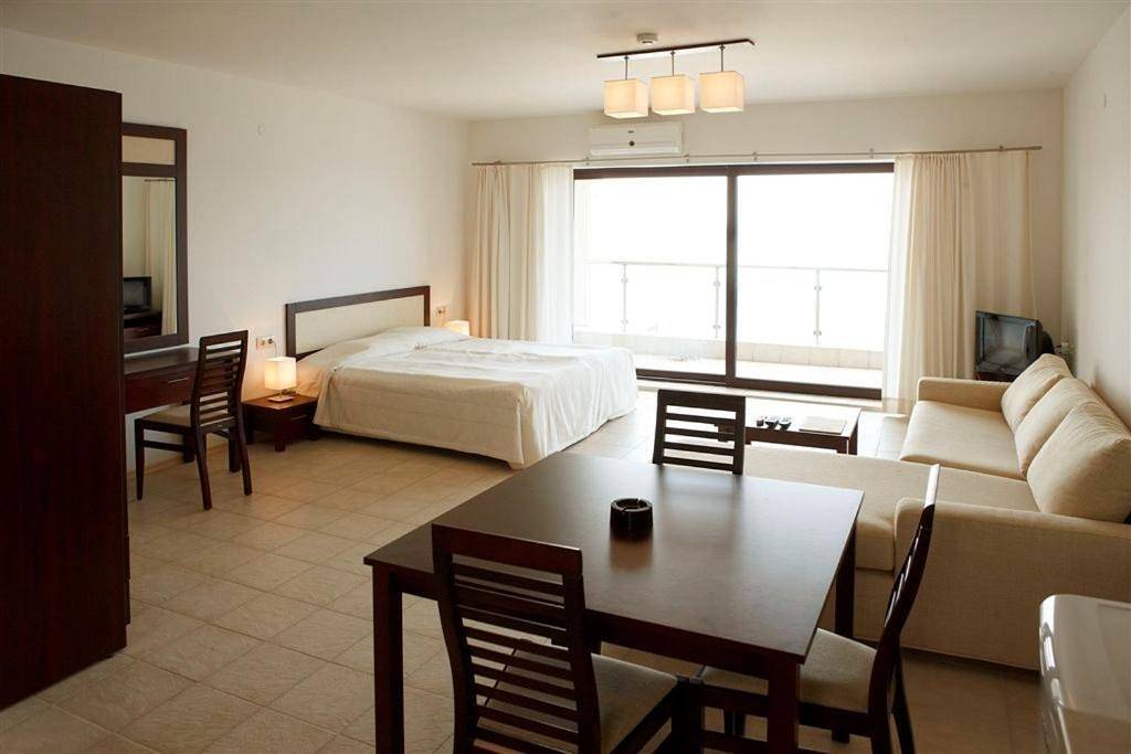 Apartments "Ofir" in Budzhaka, Sozopol