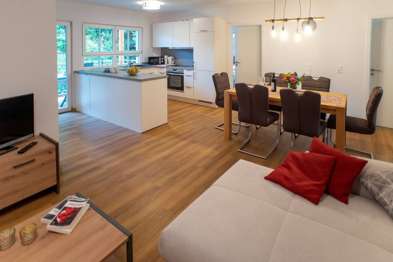 Entire apartment, Apartment 'Ferienwohnung Holunder' with Mountain View, Shared Terrace and Wi-Fi in Gengenbach, Central Black Forest