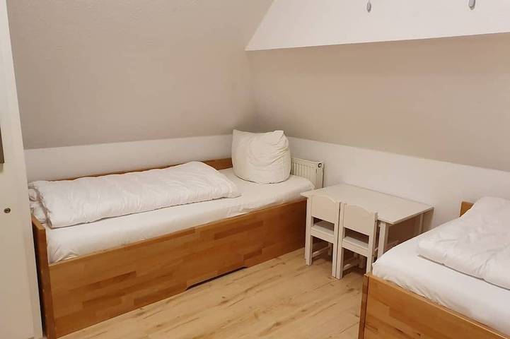 Reetdachhaus Holunder 3 in der Puddeminer Wiek - Ferienhaus Holunder 3 – Ruhe, in Puddemin, Poseritz