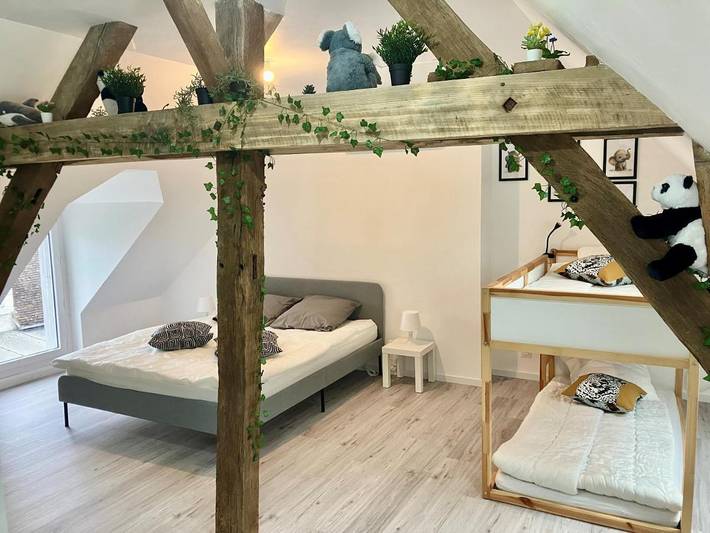 Location de vacances pour 4 personnes, avec Terrasse ainsi que Jardin et Vue à Seigy - 4
