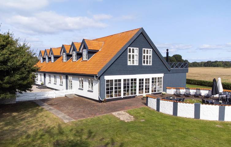 Ferienhaus für 24 Personen, mit Whirlpool und Terrasse sowie Pool und Sauna auf Als - 2
