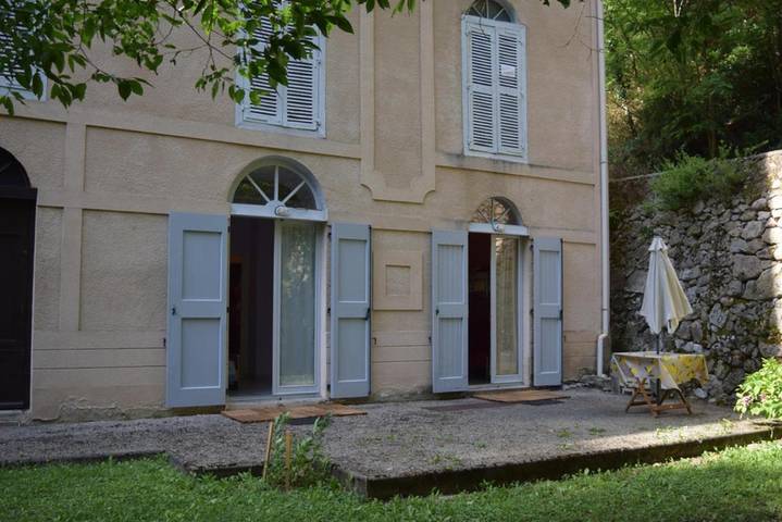Gîte pour 4 personnes, avec terrasse et jardin à Ussat - 4