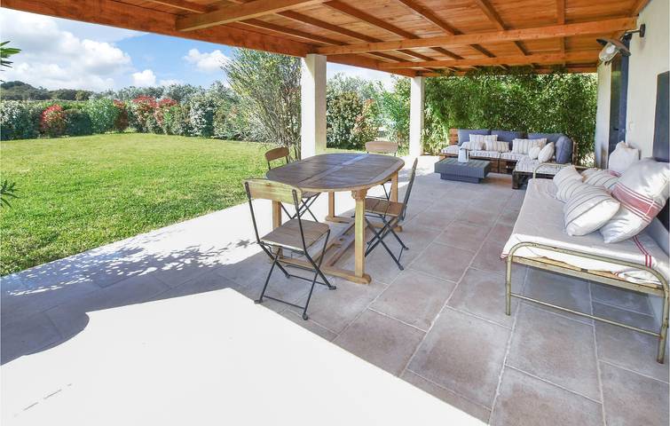 Location de vacances pour 2 personnes, avec terrasse ainsi que jardin et piscine à Pernes-les-Fontaines - 2