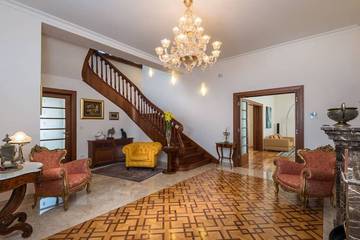 Villa for 10 Guests in Split, Split-Dalmatia, Picture 1