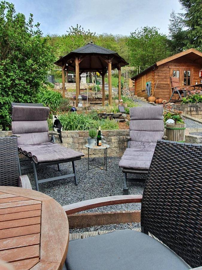 Ferienhaus für 2 Personen, mit Terrasse und Garten sowie Ausblick
