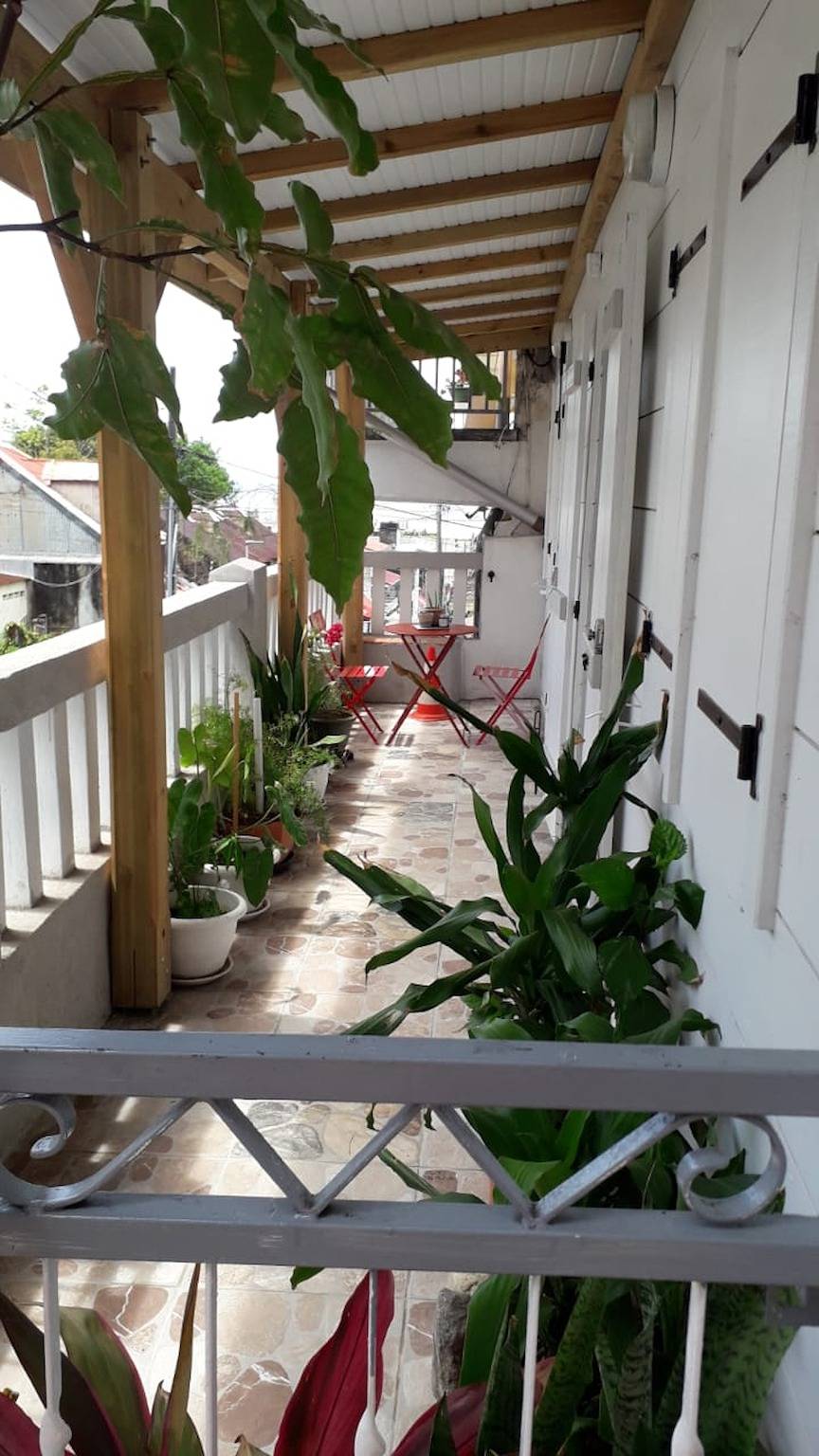 Freistehendes Haus mit Stadtblick - 110 m² in Basse-Terre, Guadeloupe