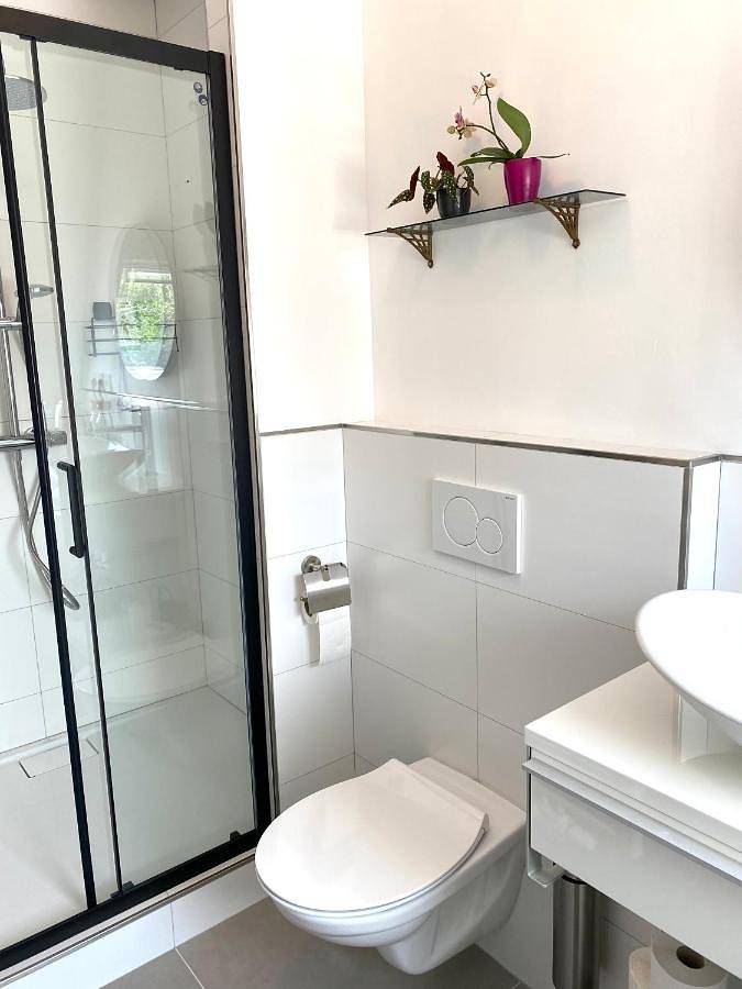 Ganze Ferienwohnung, Double Room with Private Bathroom in Zierikzee, Zeeuwse Kust