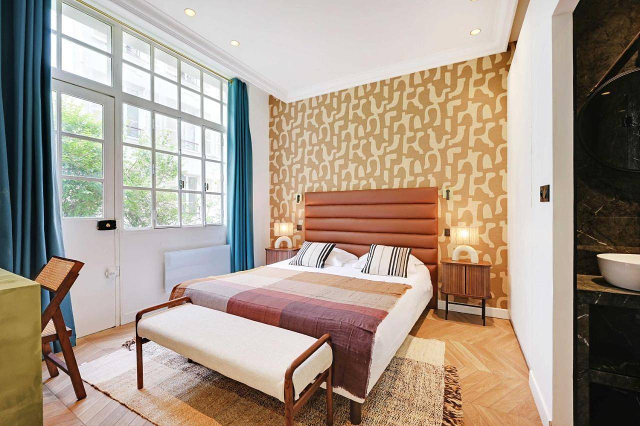 Appartement entier, Three-Bedroom Apartment in Paris, Île de France