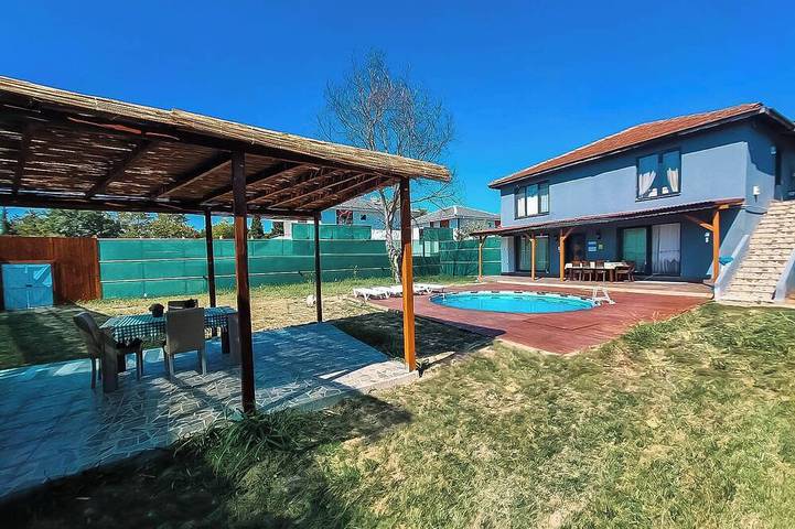 Villa für 8 Personen, mit Garten in Sapanca