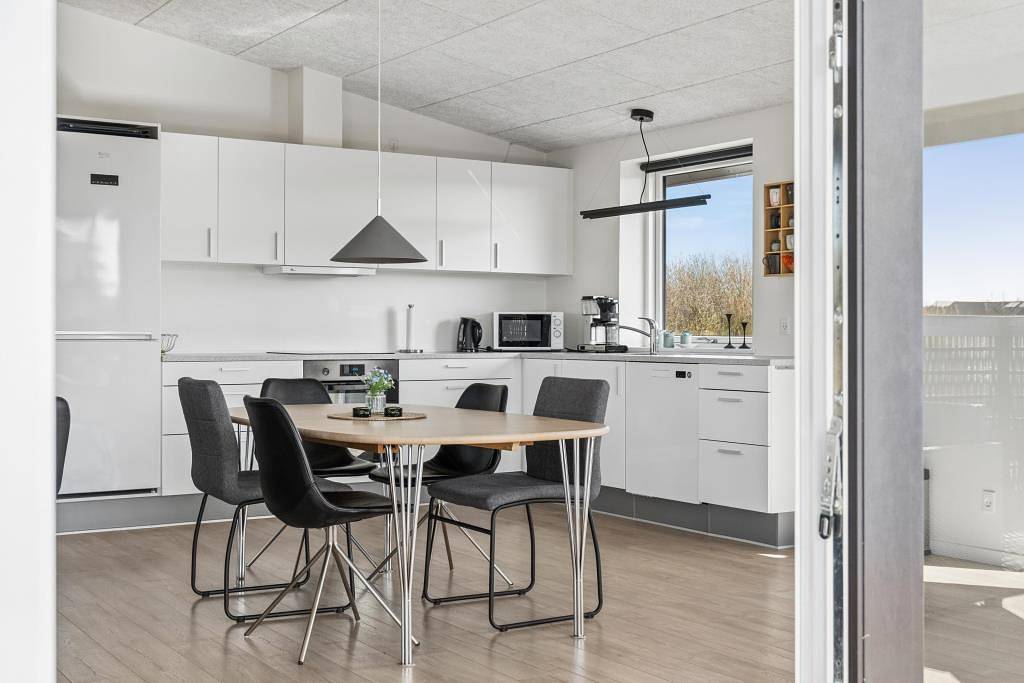 Gemütliches und modernes Ferienhaus zwischen Meer und Fjord in Nørre Lyngvig, Hvide Sande
