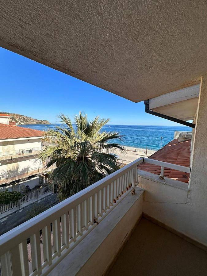 Gîte pour 4 personnes, avec jardin à Bova Marina - 3