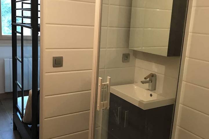 Gîte pour 4 personnes, avec jardin dans Les Bossons - 4