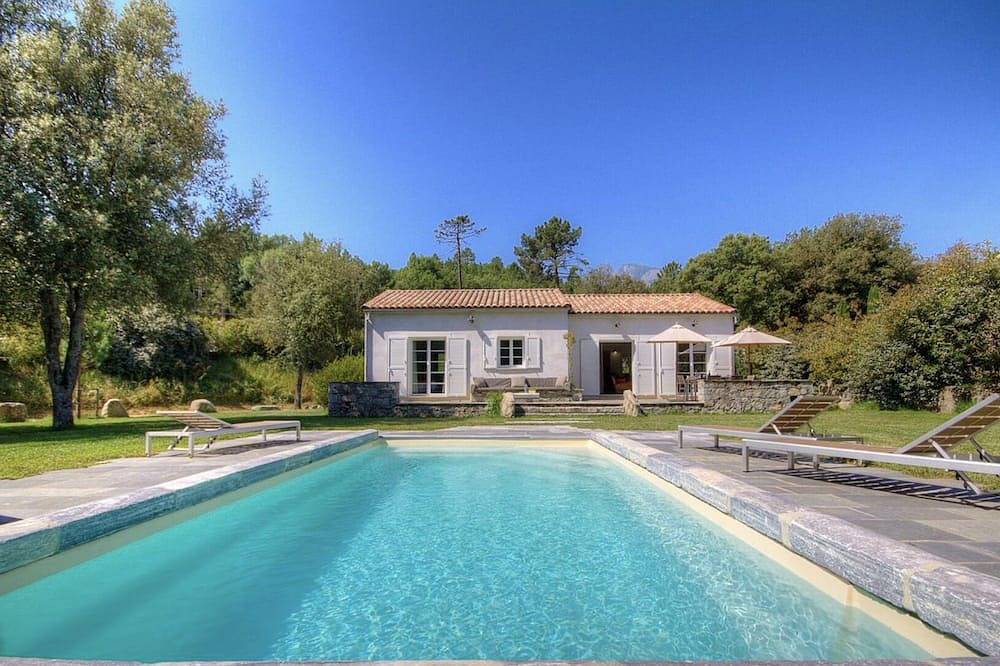 Domainedebracciole Corte villa, piscina, parco alberato 20ha, fiume in Corte Francia, Parco naturale regionale della Corsica