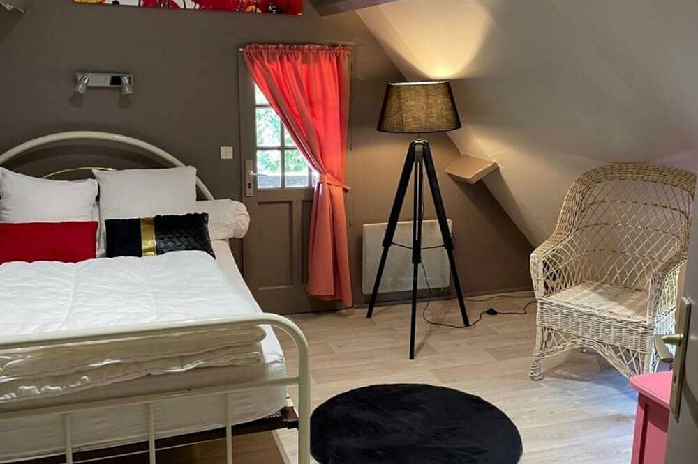 Superbe maison normande avec cheminée et jardin, proche de l'étang - 4 pers, 75m² in Jullouville, Côte de la Déroute