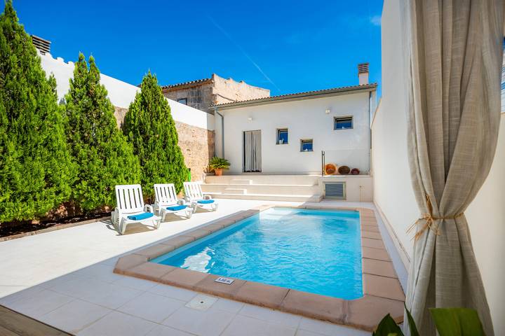 Villa for 6 people, with garden - 1