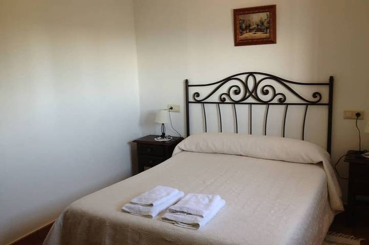 Casa Con Jardín Y Piscina in Iznájar, Provincia de Córdoba
