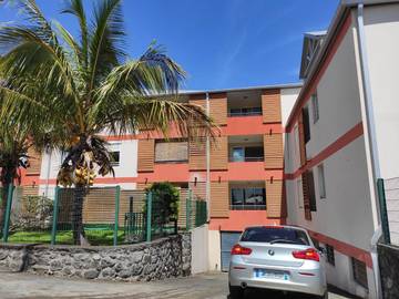 Gîte pour 2 personnes, avec terrasse dans Sainte-Clotilde