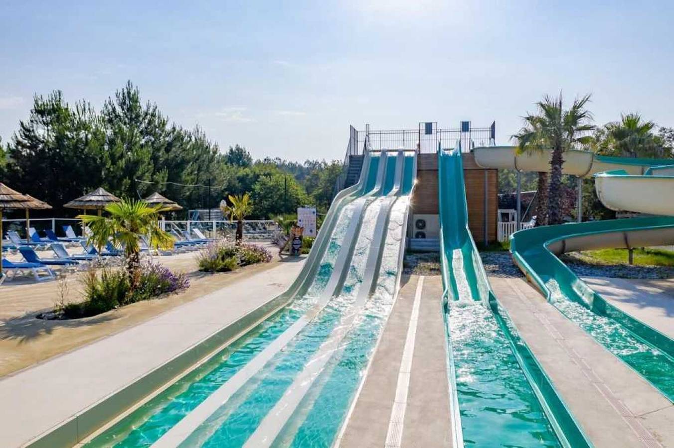 Zecamping 3* toboggans club enfant locatif clim 28m2 6 pers in Saint-Julien-en-Born, Côte d’Argent