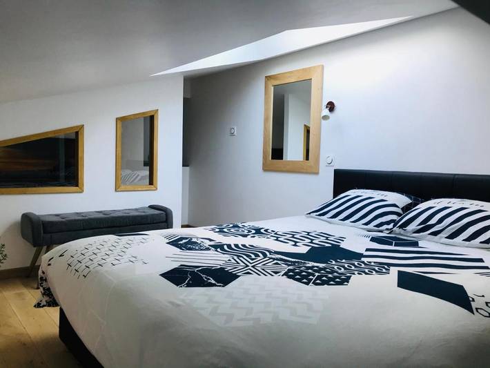 Gîte pour 4 personnes, avec jardin et piscine, adapté aux familles à Carignan-de-Bordeaux - 4