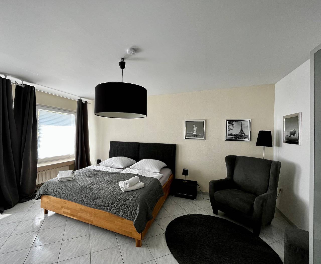 Geheel appartement, Appartement 'Windmühlenweg Mit Garten' met privé terras, privé tuin en Wifi in Spenge, Osnabrück en omgeving