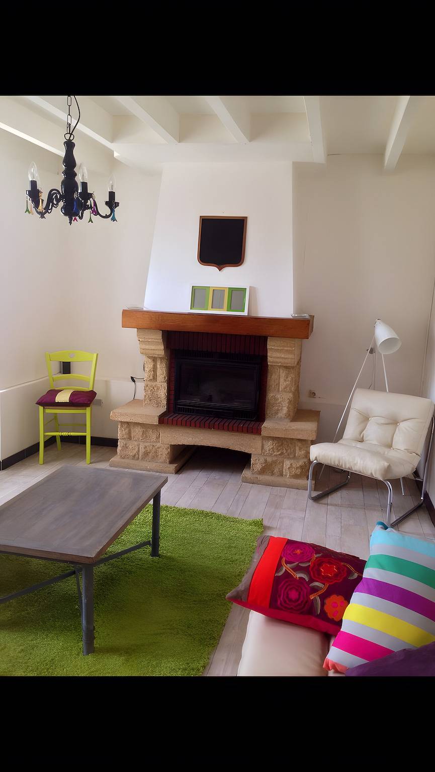 Gîte, Beheizter und Überdachter Pool mit Privatem Pool, Privater Terrasse und Wlan in Sauvignac, Charente