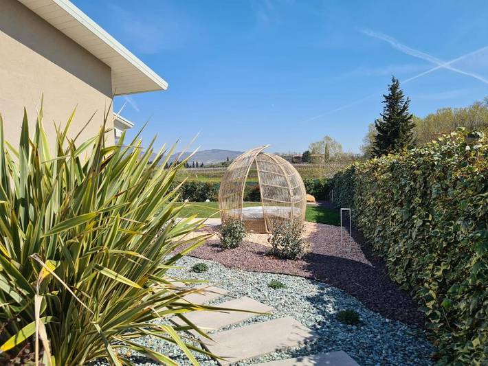 Appartamento per 4 persone, con Terrazza e Giardino nonché Panorama a Pastrengo