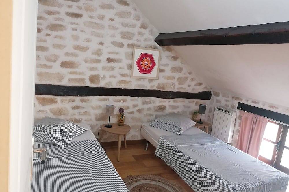 Appartement entier, Charme de la pierre. in Écharcon, Essonne