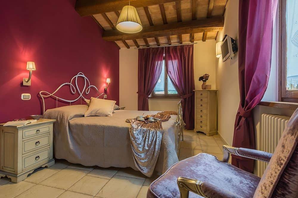 Villa Design 9 - Trois Chambres Villa, Couchages 9 in Pergola, Pesaro-Urbino