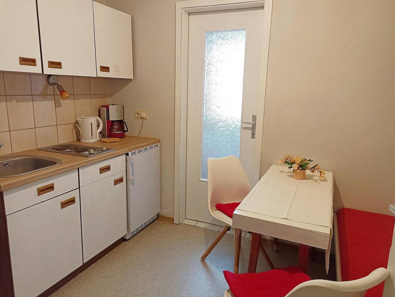 Ganze Ferienwohnung, Ferienwohnung Typ A für 2 Personen mit Balkon in Spittal an der Drau, Oberkärnten