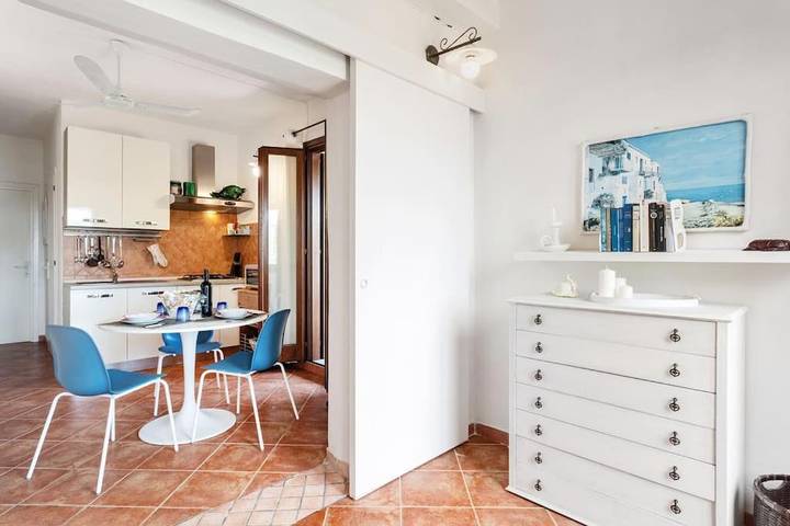 Location de vacances pour 4 personnes, avec piscine et jardin ainsi que terrasse et vue dans Sole Ruiu - 4