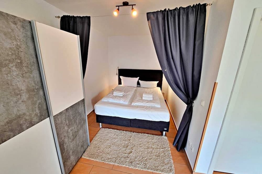 Ganze Wohnung, Appartement 02 im Nebengebäude - Haus Bella in Drei Kaiserbäder, Heringsdorf