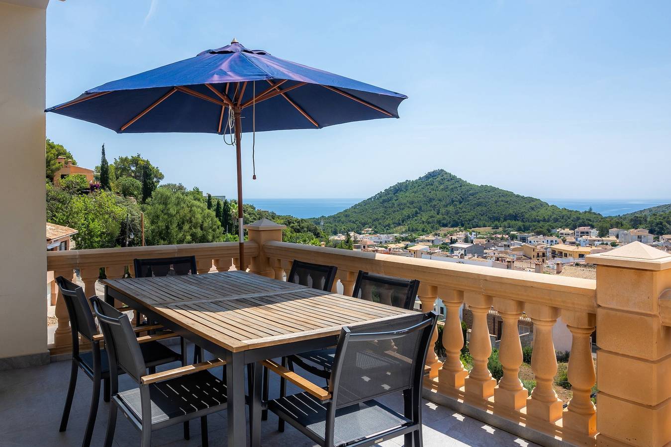 Casa de vacaciones Sestel con vistas al mar, piscina, balcón, jardín y terraza in Capdepera, Mallorca Este