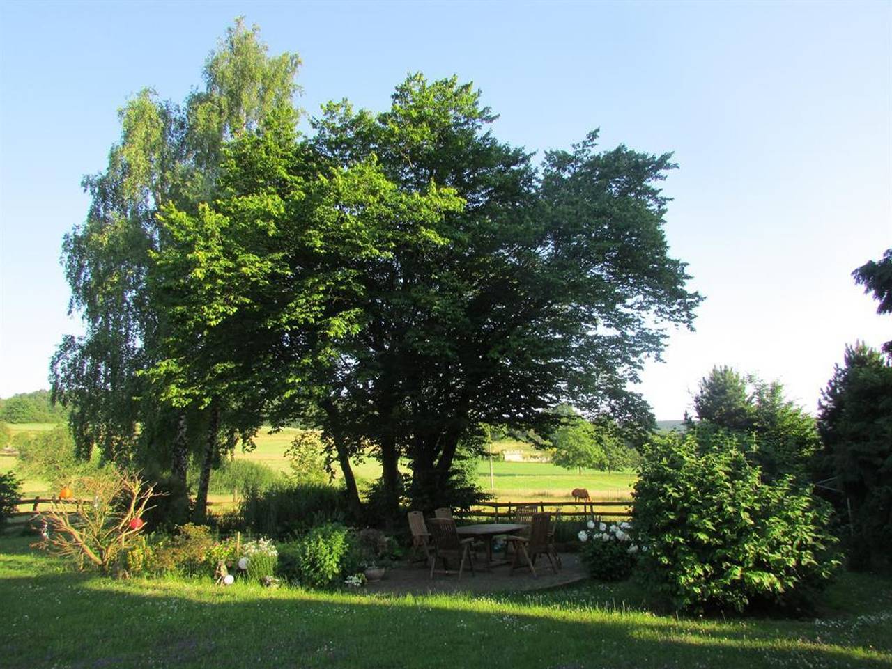 Ganze Ferienwohnung, Ferienwohnungen an der Austwies - Ferienwohnung Flieder in Nonnweiler, Saar-Nahe-Bergland