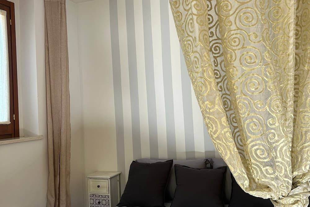 Cozy studio apartment near the basilica in central area in Assisi, Perugia Province