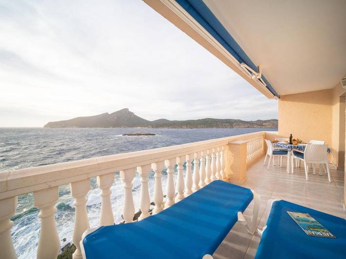 Gîte pour 4 personnes, avec Balcon et Piscine à Sant Elm - 3