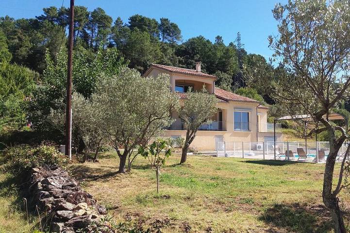 Villa pour 12 personnes, avec balcon et jardin
