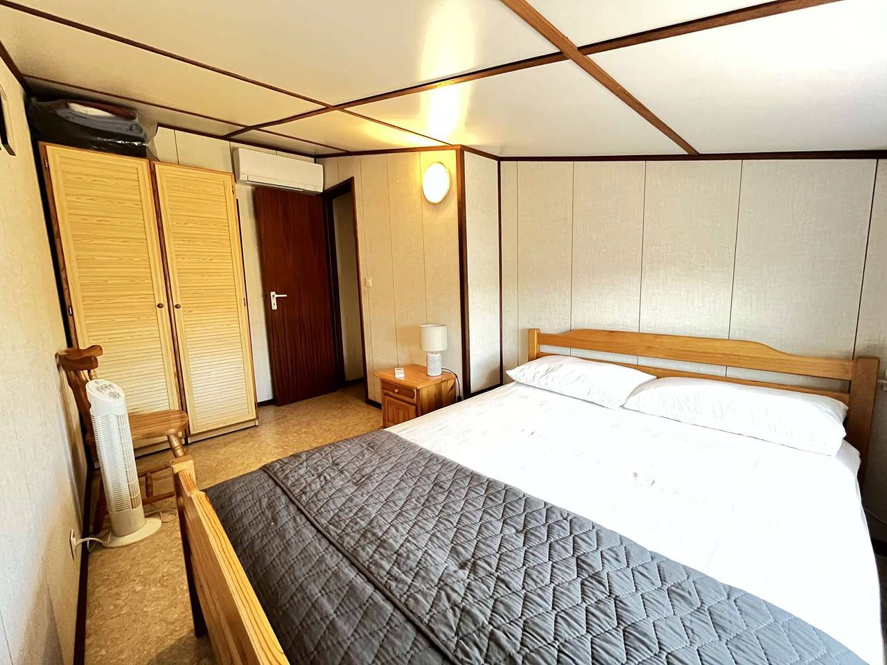 Apartamento vacacional entero, Villa airconditioned located in the secured residence "Les Tamaris" only 350m from the sea, wifi, Portiragnes Pla in Portiragnes Plage, Portiragnes