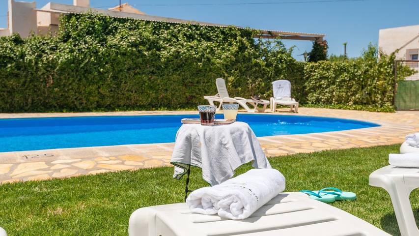 Casa rural para 18 personas, con Piscina en Sierra de Cazorla