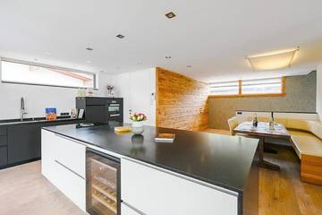 Chalet für 6 Personen, mit Sauna und Balkon sowie Garten und Whirlpool in Söll