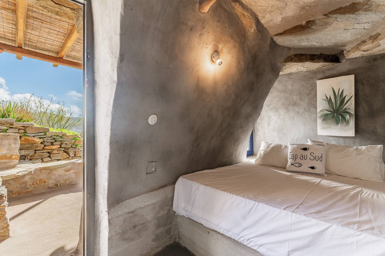 Apartamento inteiro, Apartamento 'Alonaki Tinos Rental' com vista para a montanha, Wi-Fi e ar condicionado in Tinos