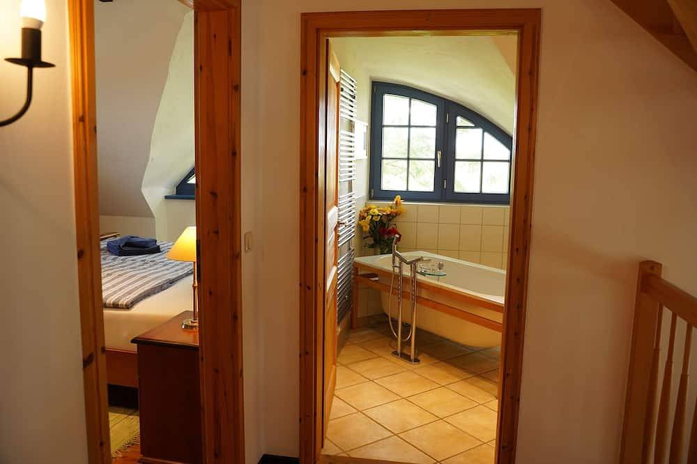 Traumhaftes großes 5***** Fachwerkhaus mit Sauna & Kamin und Terrassen in Neverow, Dargen